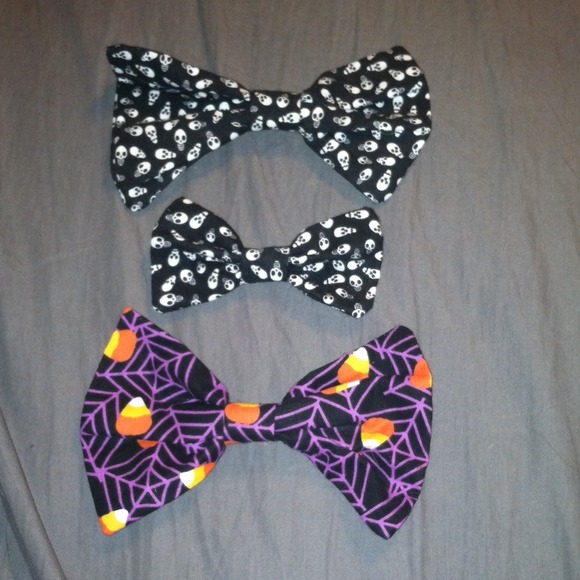 Halloween bows