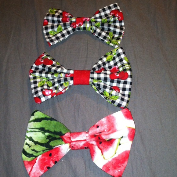 Summer bows
