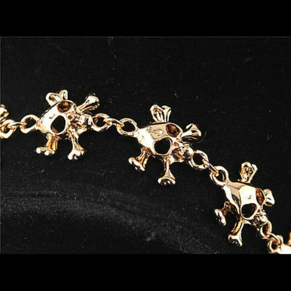 💀Skull Toggle Bracelet - Picture 2 of 2