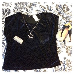 Black sexy sheer with velvety animal print top 🐯