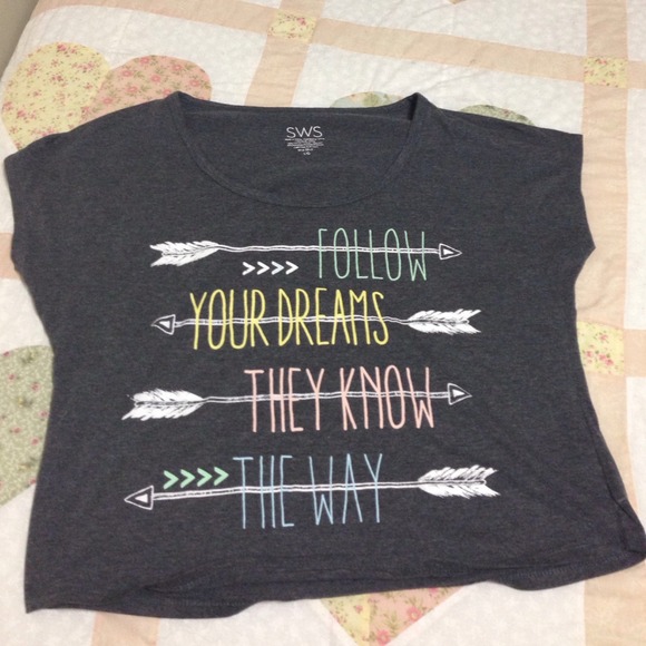 A cute crop top with positive statement 😋