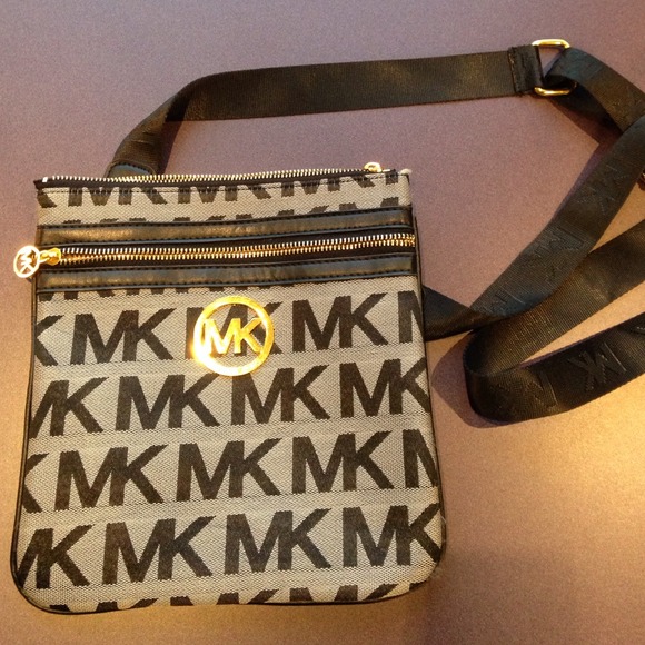 Michael Kors crossbody