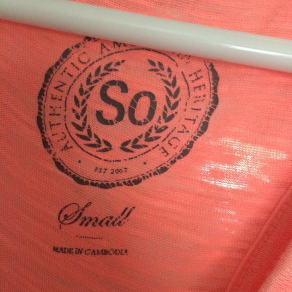 Shirt - Picture 2 of 3