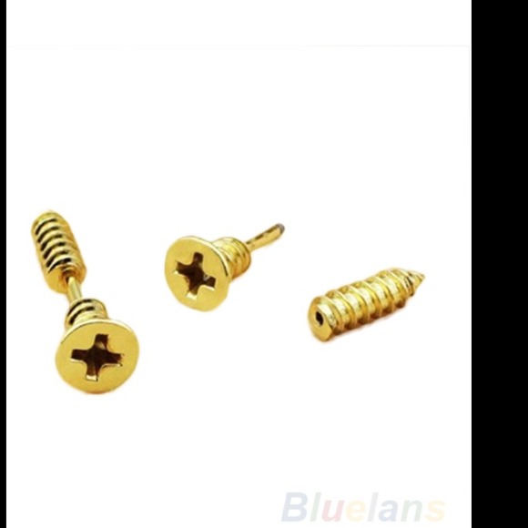 NEW 🔥SCREW EARRINGS🔥