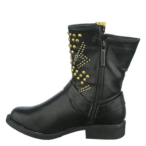 Adorable boots! - Picture 2 of 4