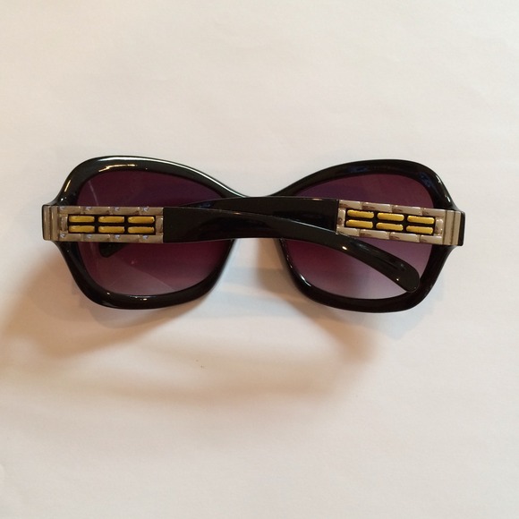 Sunglasses - Picture 2 of 3