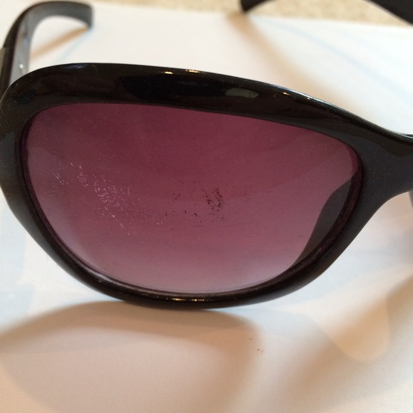 Sunglasses - Picture 3 of 3