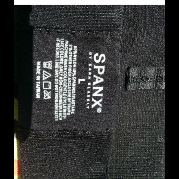 Bundle spanks 2 pair in photos