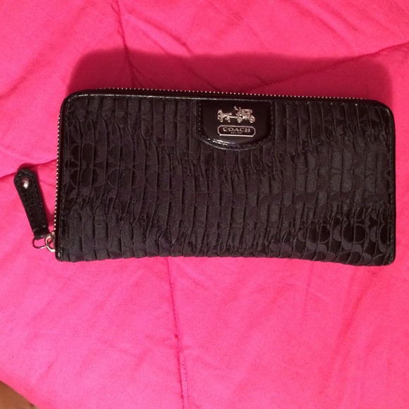 Black Coach Gathered Wallet