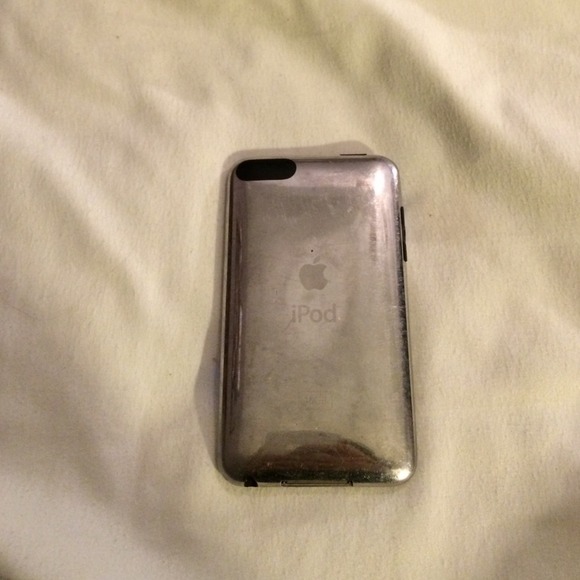 iPod touch Third generation - Picture 2 of 3
