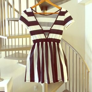 Topshop size 6 black/white stripe dress