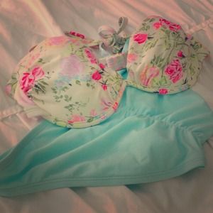 Floral Xhilaration bikini