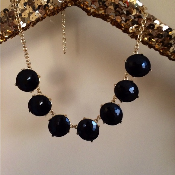 Francesca's black statement necklace