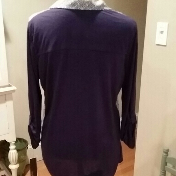 Daisy Fuentes Top New with tags. - Picture 2 of 4