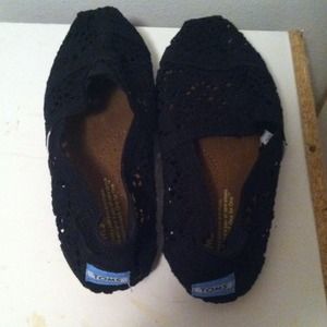 Toms size 9