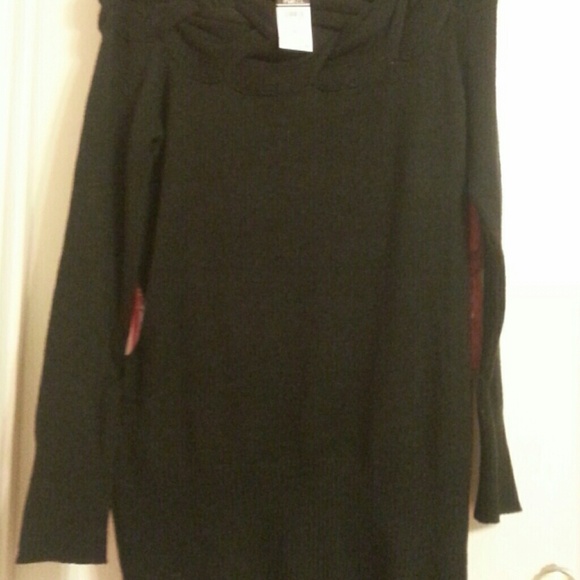 Black dress. - Picture 2 of 3
