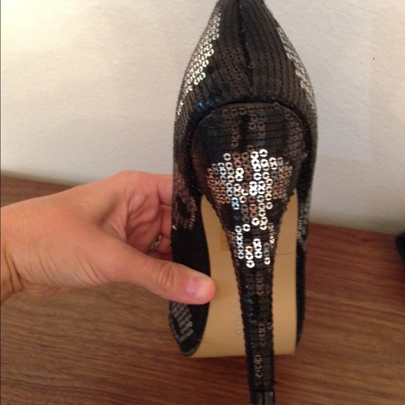 SOLD!! IronFist black sequin skull platform pumps - Picture 3 of 4