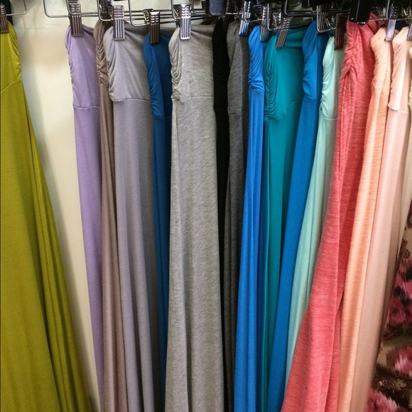 Fold waist maxi skirt ONE HOUR SALE - Picture 3 of 3