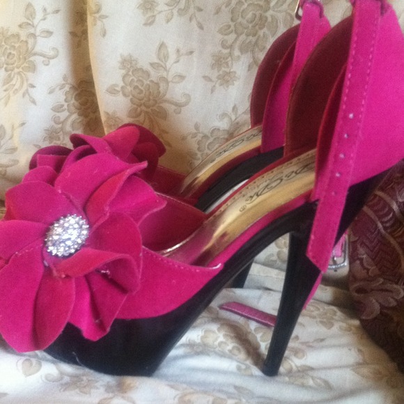 Flower High heels - Picture 3 of 4