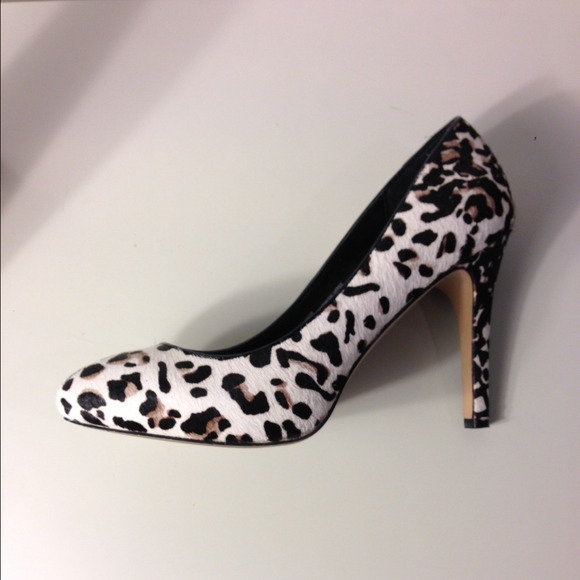 **SOLD**WHBM cheetah print horsehair pumps - Picture 3 of 4