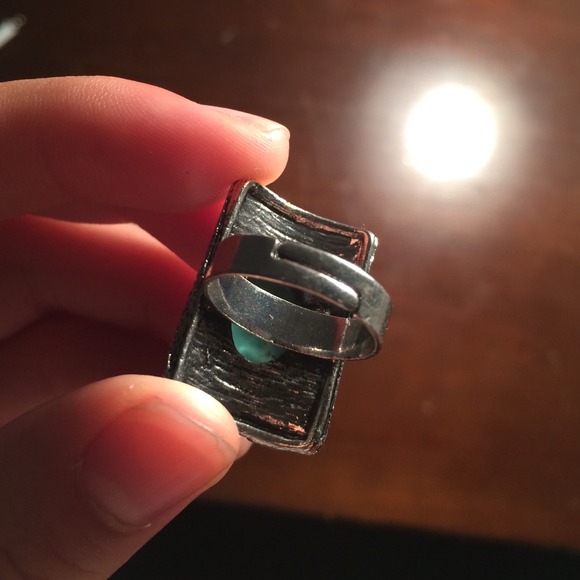 Turquoise rings - Picture 2 of 3