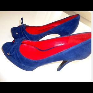 Guess blue heels