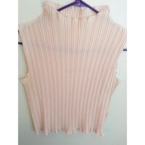 Pastel pink cropped turtleneck