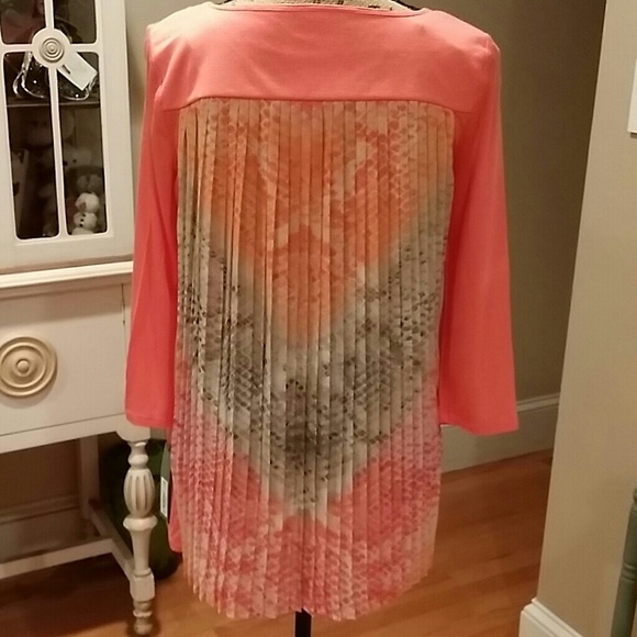 APT 9 Brand New Top with tags - Picture 2 of 4