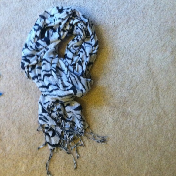 Zebra scarf