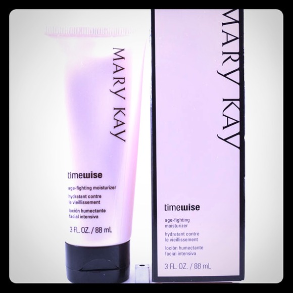 Set of Mary Kay Age Fighting Moisturizers