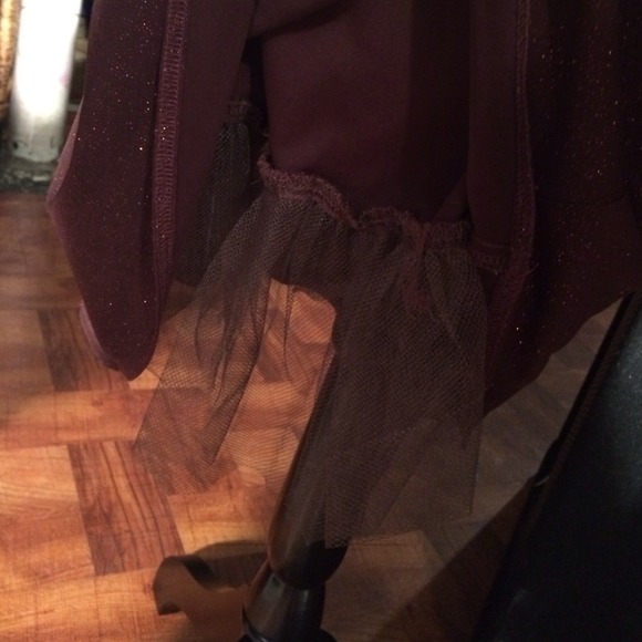 Sold with bundle Free Maroon dress size medium - Picture 3 of 3