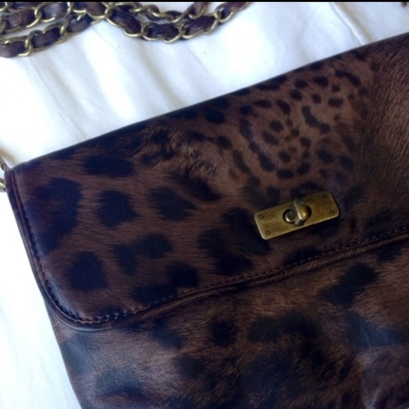 NEW Cheetah Print Clutch / Purse - Picture 2 of 4