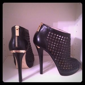 Sold Michael Kors Graham Bootie, 8