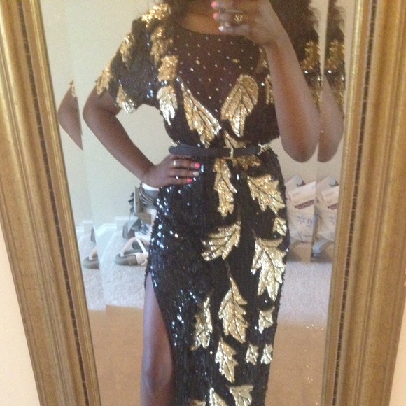 🚨🚨🚨Black/gold sequined PARTY 🎉 DRESS!! 🤩🤩🤩