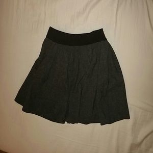 Gray pleated skirt
