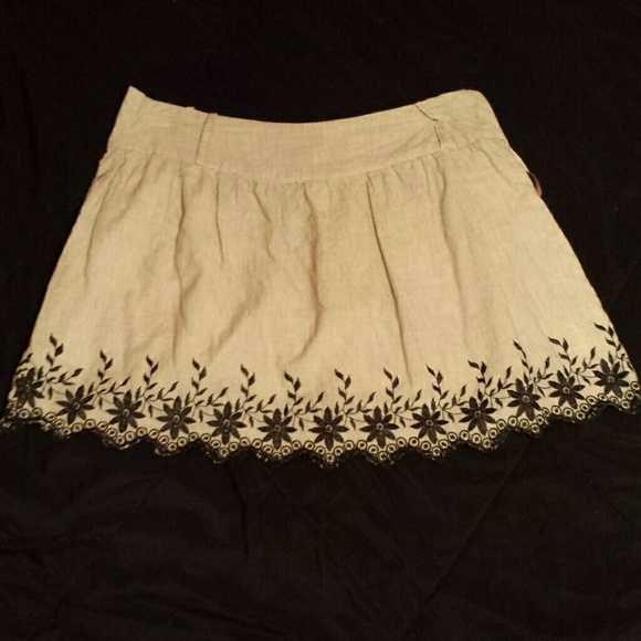 Black/Gray and white pin striped skirt