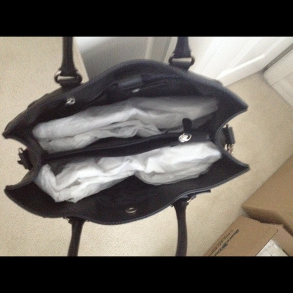 Michael Kors Hamilton Black/Silver Tote Bag - Picture 3 of 3