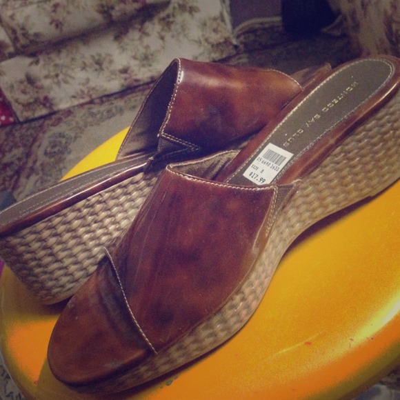 Shoes - Picture 1 of 1
