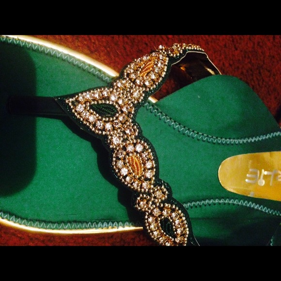 Sandals - Picture 2 of 2