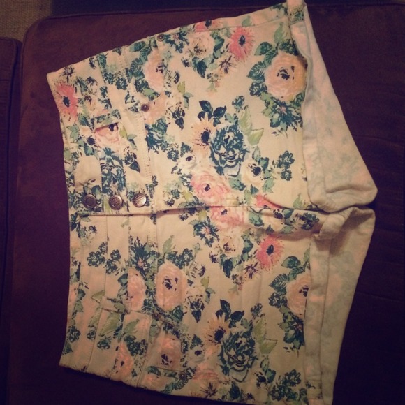 High-Waisted Floral Shorts