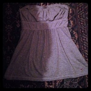 gray strapless loose fitting shirt