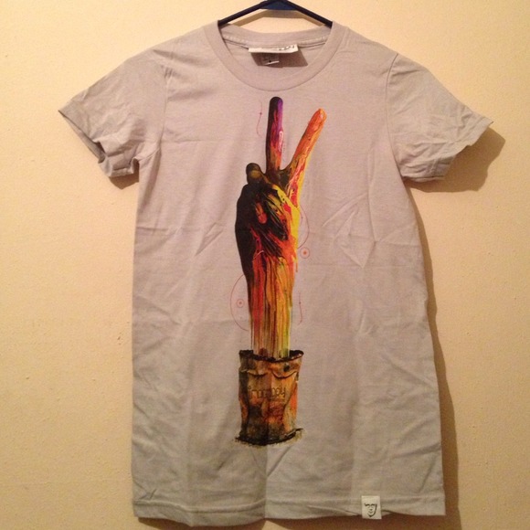 creative design ✌️ t shirt
