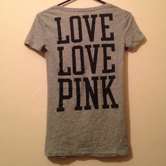 VS Pink t shirt with design on back - Picture 3 of 4