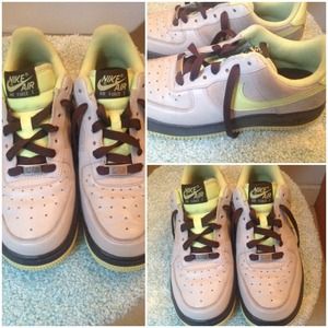 Nike Sneakers