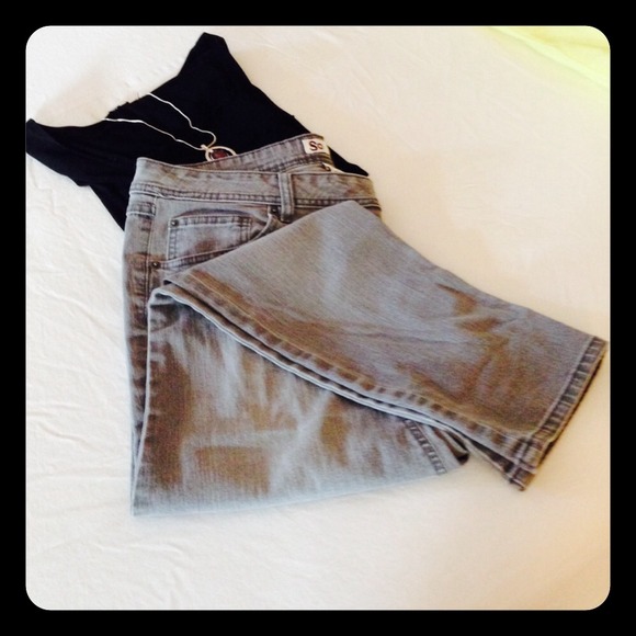 So Denim - 🌑STONEWASHED GRAY SKINNY ANKLES🌑
