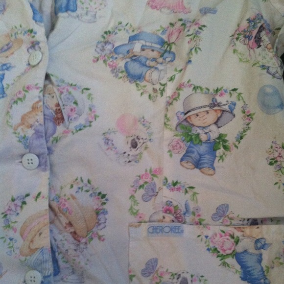 Scrub bundle! - Picture 2 of 3