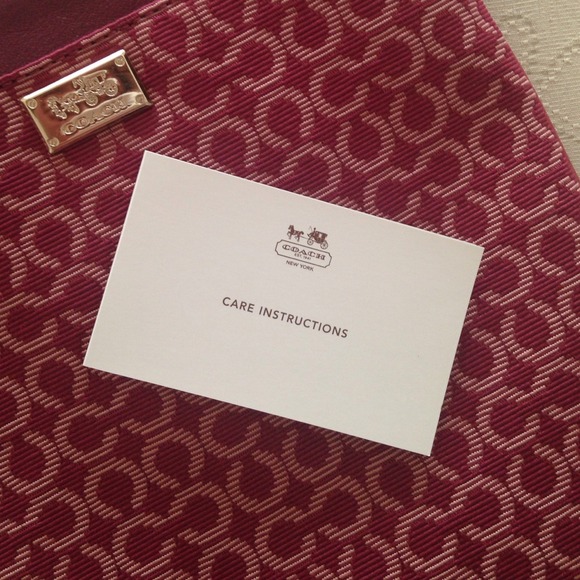 PRICE✂️ COACH CROSSBODY BAG - Picture 2 of 4