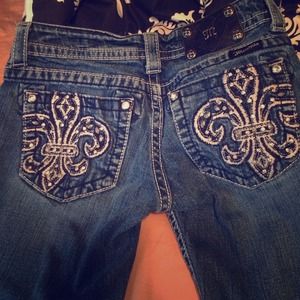 Size 26 miss me jean Awesome conditionLength is 30