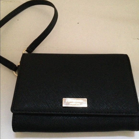 KATE SPADE: NEWBURY LANE TRAVOR BLACK WALLET