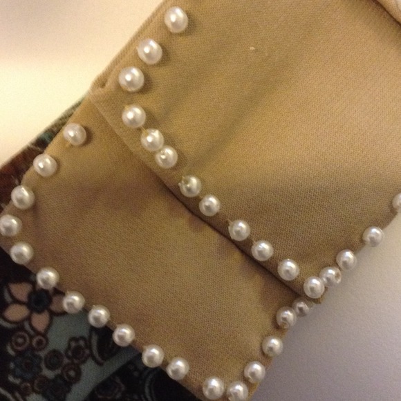 Bow one shoulder dress ๐ - Picture 2 of 3